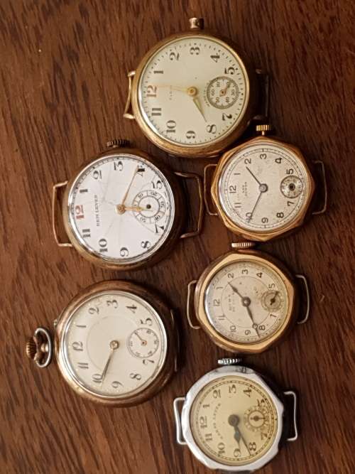 12 vintage watches and trench watches Longines, Cyma, Roamer