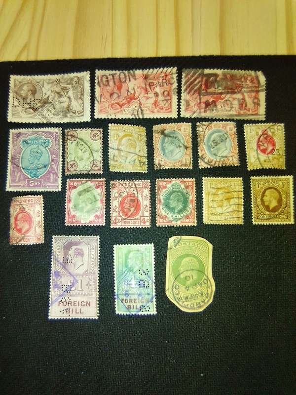 stamps queen Vic king E and G