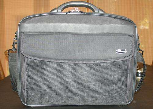 Targus 17'' laptop bag