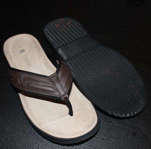 Woolworths Flip flops size 9