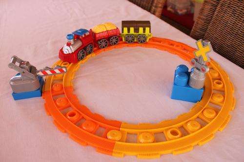Mega bloks train set