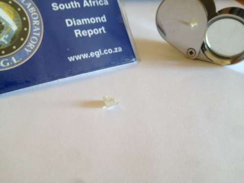 NATURAL 1ct DIAMOND