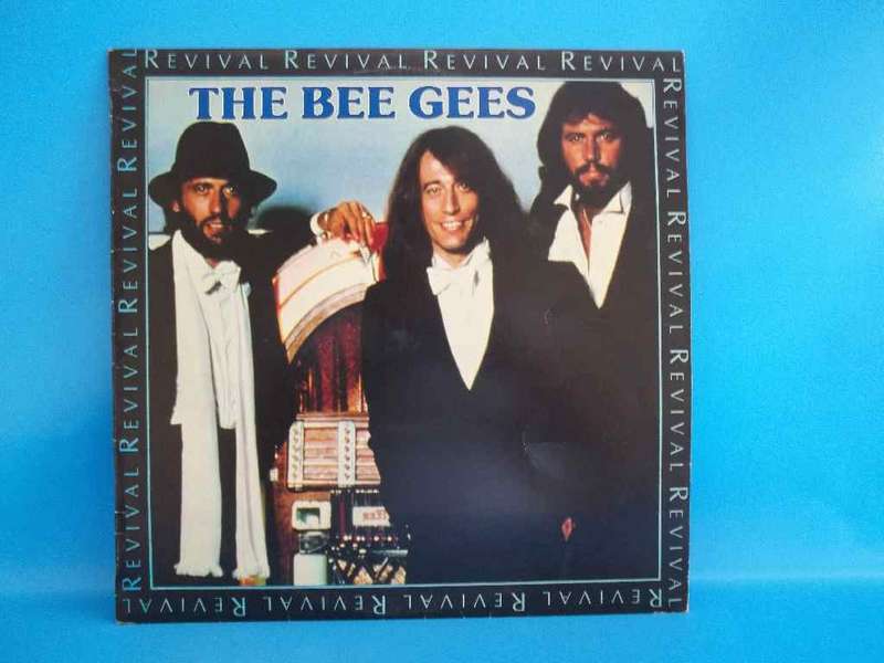 THE BEE GEES - REVIVAL - CASSETTE TAPE