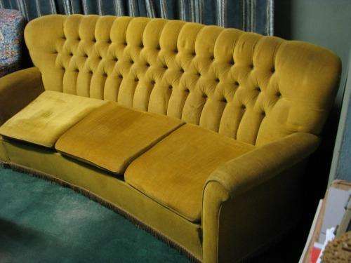 OLD DRALON CURVED Deep Diamond Upholstered Low Back 7 Seater L/S.