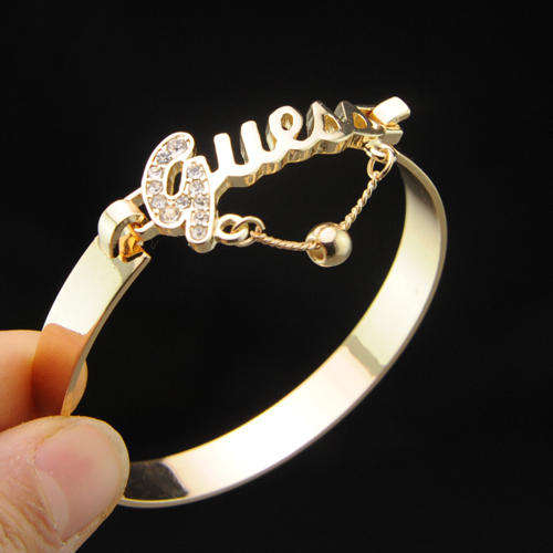 "GUESS" Bangle Bracelet - Stunning! Available in GOLD or SILVER