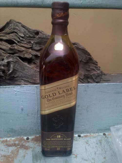 GOLD LABEL JOHNNIE WALKER 18 YEAR