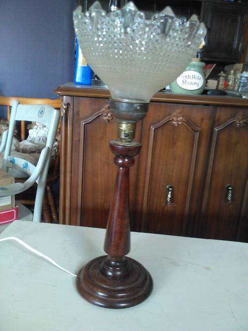 Stunning vintage Wooden lamp with Heavy Shade