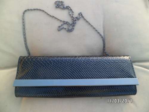 BRAND NEW TRUWORTHS HANDBAG