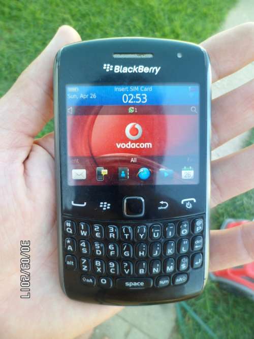 BARGAIN!!! BLACKBERRY 9360 WORKING.SIMCARD SECTION FAULTY.DONT REED SIM.NO CHARGER.SELLING AS SPARES