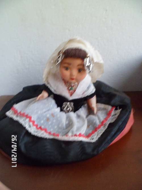 OULIKE VINTAGE VOORTREKKER VROU POP