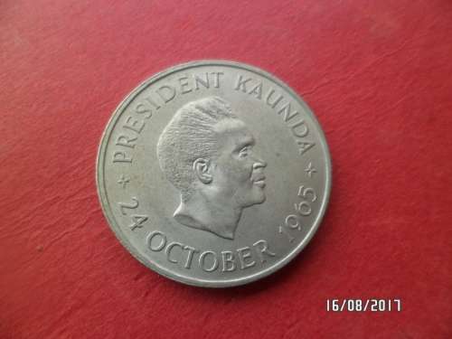 ZAMBIA FIVE SHILLINGS PRESIDENT KAUNDA * 24 OCTOBER 1965 LOW MINTAGE