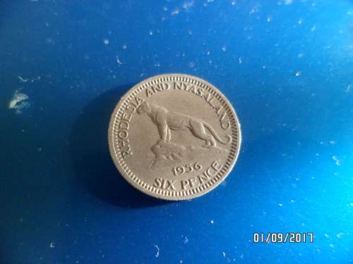 RHODESIA AND NYASALAND SIX PENCE 1956