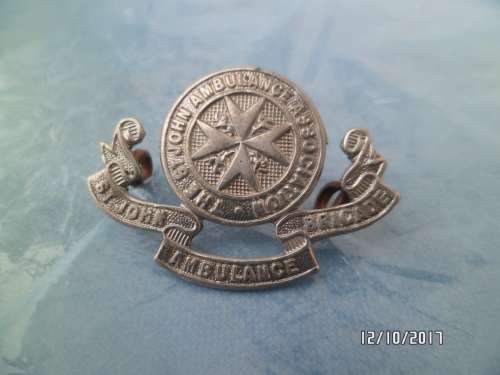 ST JOHN AMBULANCE BRIGADE BADGE