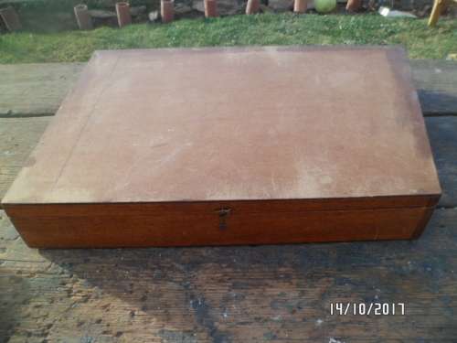 WOW a antique mandolin guitar union academy of music.AS PER PICTURE.STUDY IMAGES