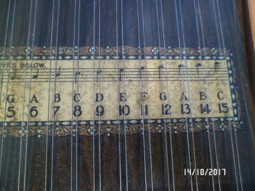WOW a antique mandolin guitar union academy of music.AS PER PICTURE.STUDY IMAGES