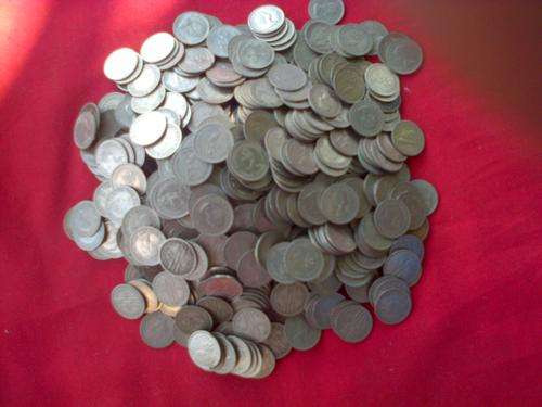 WOW 100 HIGH GRADE UNSORTED RHODESIAN 3d/ticky coins BARGAIN!!BID PER COIN
