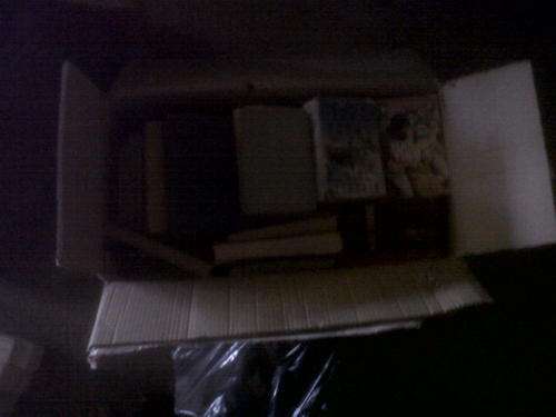 WOW BOX FULL OF 103 READING BOOKS UP FOR GRABS,MIX TITLES.EASY TO RESELL