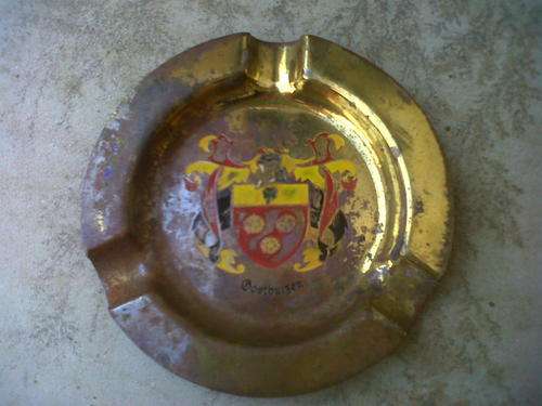 vintage OOSTHUIZEN  family crest ashtray for the family ancestors collectors