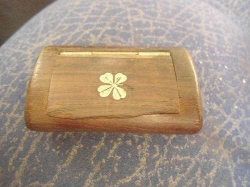 RARE Antique Snuff Box - Silver inlay 4 Leaf Clover