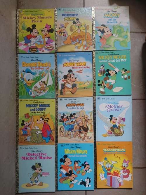 SKAARS. 1990 Disney boek stel van 12 boeke ongelees/nog soos nuut,Geen poster