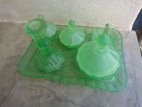 LOVELY VINTAGE GLASS SET, 2 CHIPS,