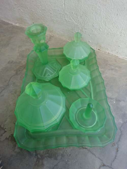 LOVELY VINTAGE GLASS SET, 2 CHIPS,