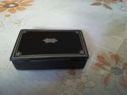 1848 Victorian Paper Mache` Snuff box belonged to John Albert Sinclare also signature inside lid