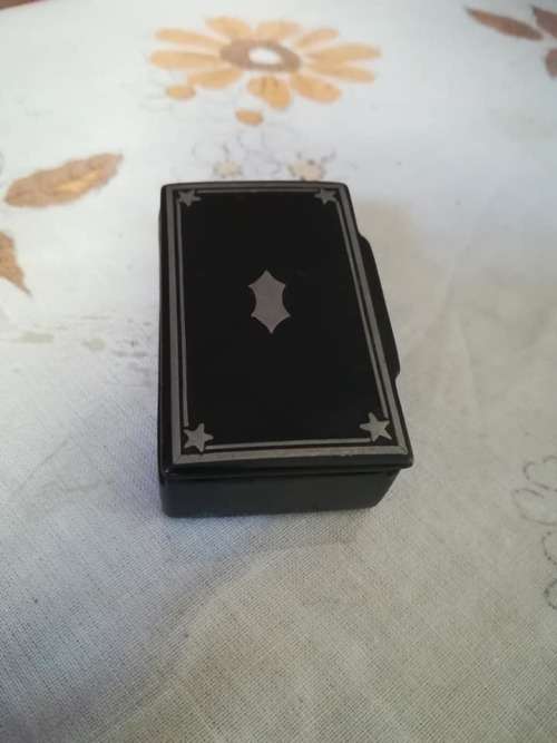 1848 Victorian Paper Mache` Snuff box belonged to John Albert Sinclare also signature inside lid