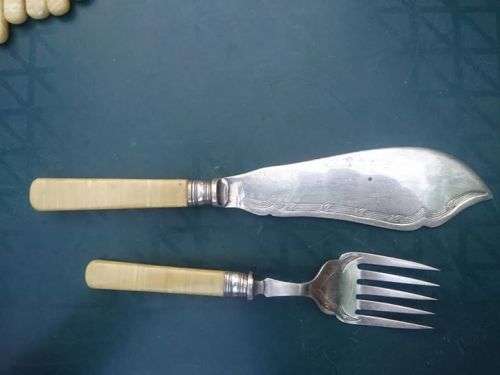 VINTAGE SILVER PLATED FISH KNIVES AND FORKS WITH MOTHER OF PEARL HANDLES