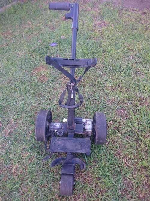 Electrical golf bag carier.working.battery not included.collect in Robertson only