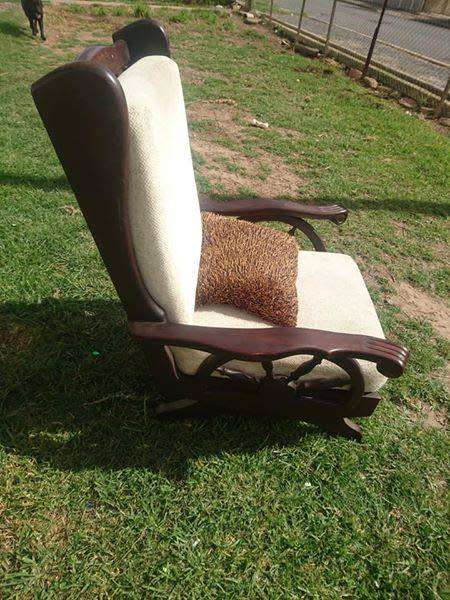 SOLID IMBUIA WAGON WHEEL ROCKING CHAIR Robertson,