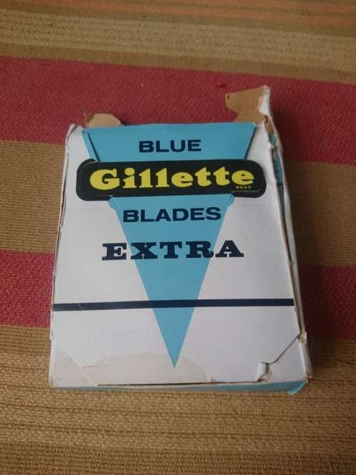 RARE OLD NEW STOCK GILLETTE PACKETS OF BLADES - BID PER PACKET -