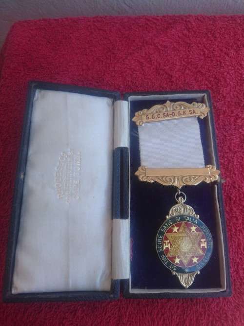 FREE MASON MEDAL
