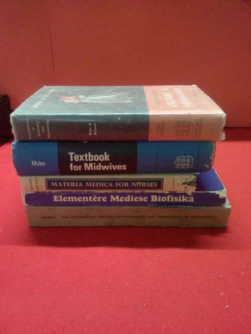 COLLECTION OF 5 MEDICAL BOOKS
