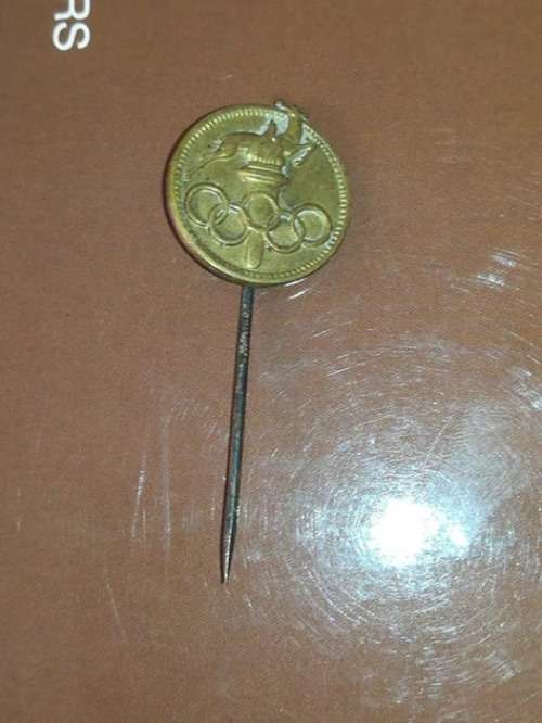 Vintage Springbok olympic pin brooch