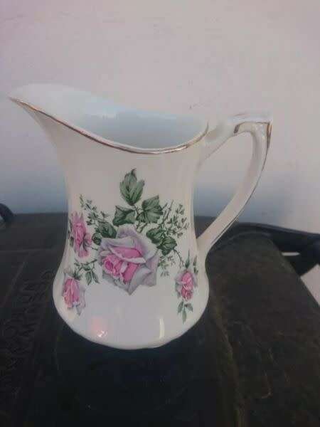 ALFRED MEAKIN ENGLAND Jug 18cm tall