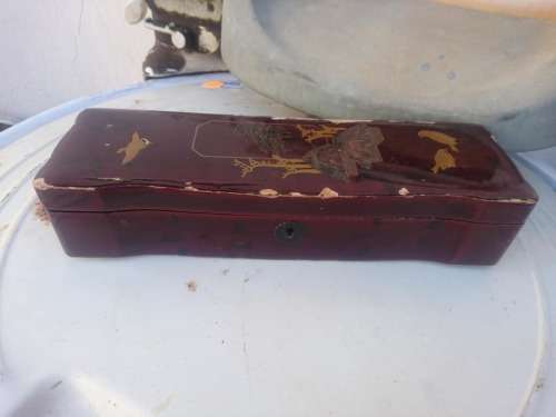 antique 1930s jewelry box.not best condition