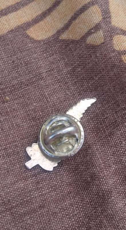 RARE NEW ZEALAND RUGBY UNION / ALL BLACKS / clasp / pin Badge