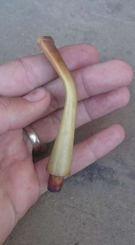 RARE FIND FOR THE PIPE COLLECTORS, BOER WAR PIPE MADE AS P.O.W.SADLY NOT SIGNED.