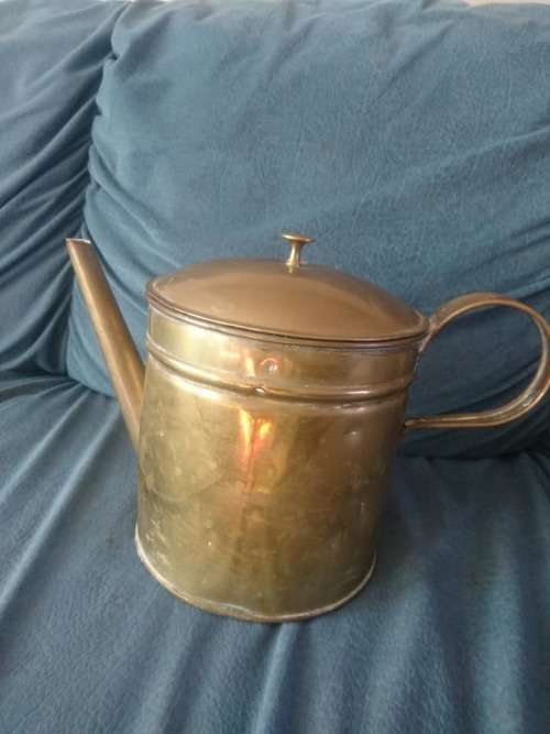 LOVELY BRASS ANTIQUE KETTLE MARKED ''8''
