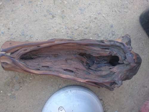 WOW AMAZING TALL SCULPTURE MUST COLLECT IN ROBERTSON WESTERN CAPE,ITEMS VERY HEAVY