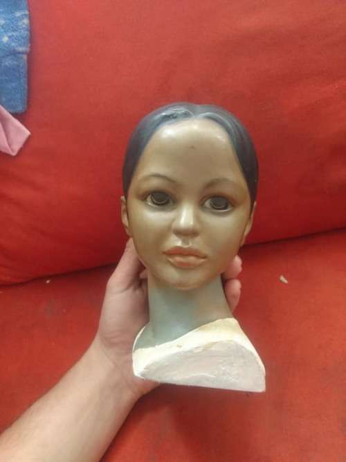BEAUTIFUL 1950,s VINTAGE LARGE BOY AND GIRL POLYNESIAN FIGURINES HEADS BID PER ITEM