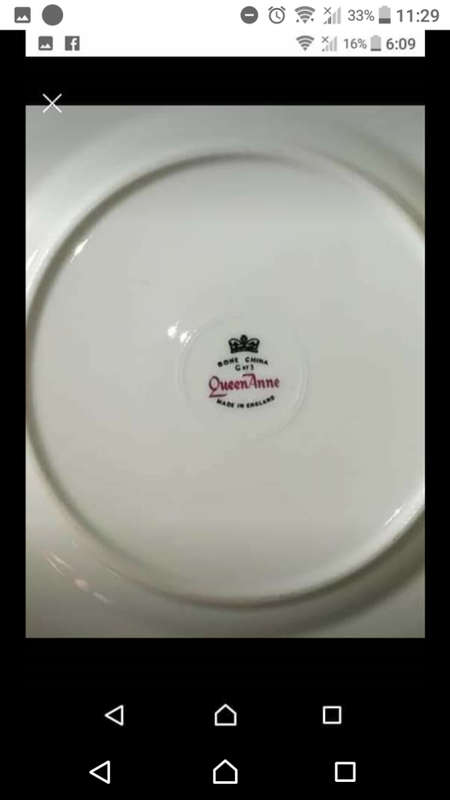 Lovely queen Anne set bid per lot Have 2 of the same sets available Perfect condition
