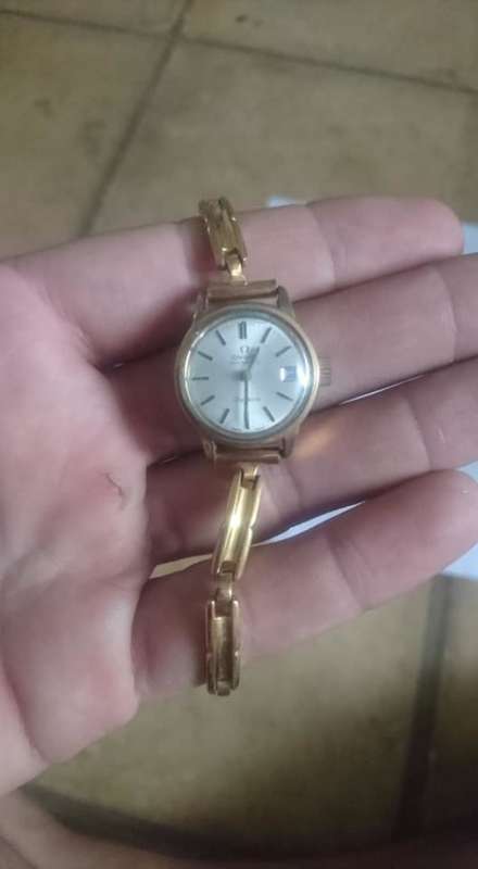 RARE AND WORKING OMEGA Geneve Ladies Watch!!! Dont Miss Out!!!!VALUED R15 000