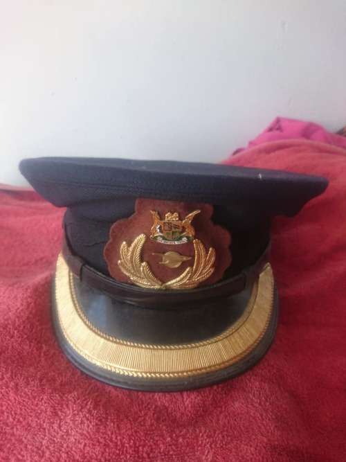 Scarce Vintage Black SAR Cap..HJ Henochsberg, Johannesburg...