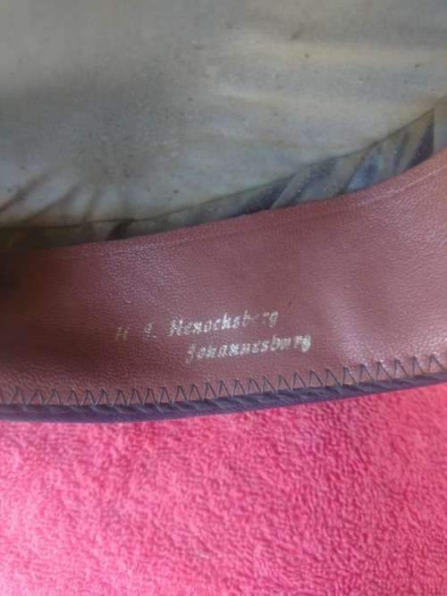 Scarce Vintage Black SAR Cap..HJ Henochsberg, Johannesburg...