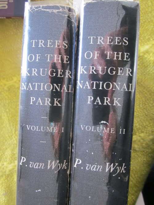 Trees of the Kruger National Park - Volumes 1 and 2 -P Van Wyk