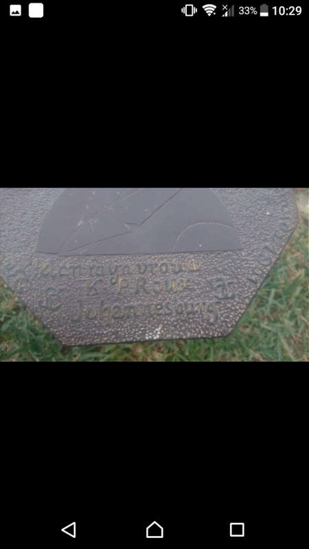 Amazing boer war POW find!!a small table made from stone by J.P.R.ROUX in bermuda 1901