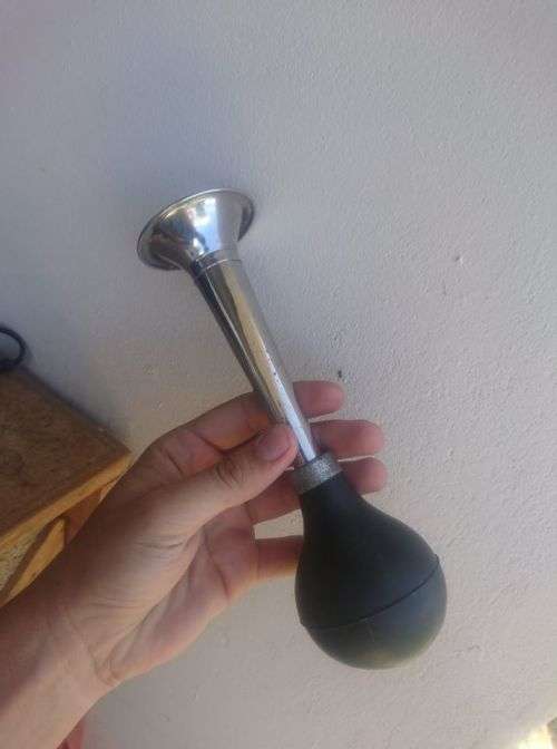 Bicycle horn