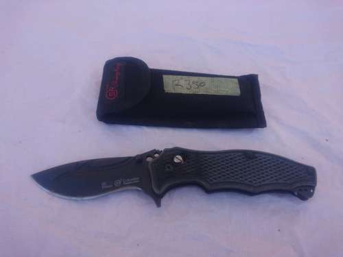 NICE COLUMBIA KNIFE